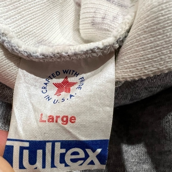 Vintage Cardinal Stitched Animal Print Gray 1980s Collared Sweatshirt Pullover - Picture 4 of 4